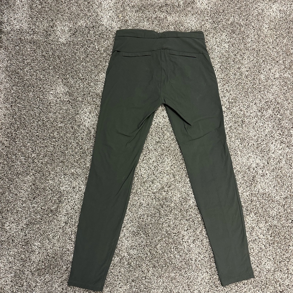 Athleta green pants